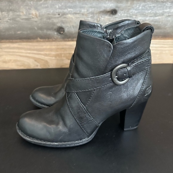 BORN Shola Womens Black Side-Zip Stacked Heel Ankle Booties Boots US 9 Festival - Picture 2 of 11